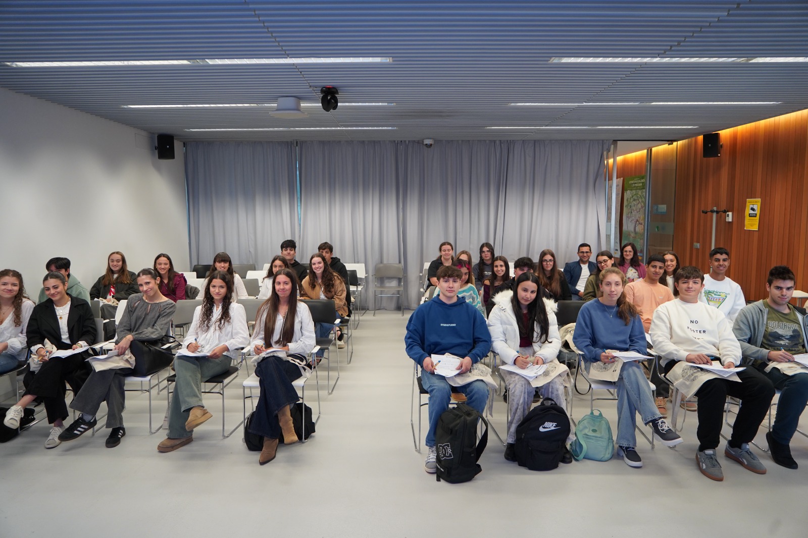 WhatsApp Image 2025-10-17 at 11.17.20 (3)